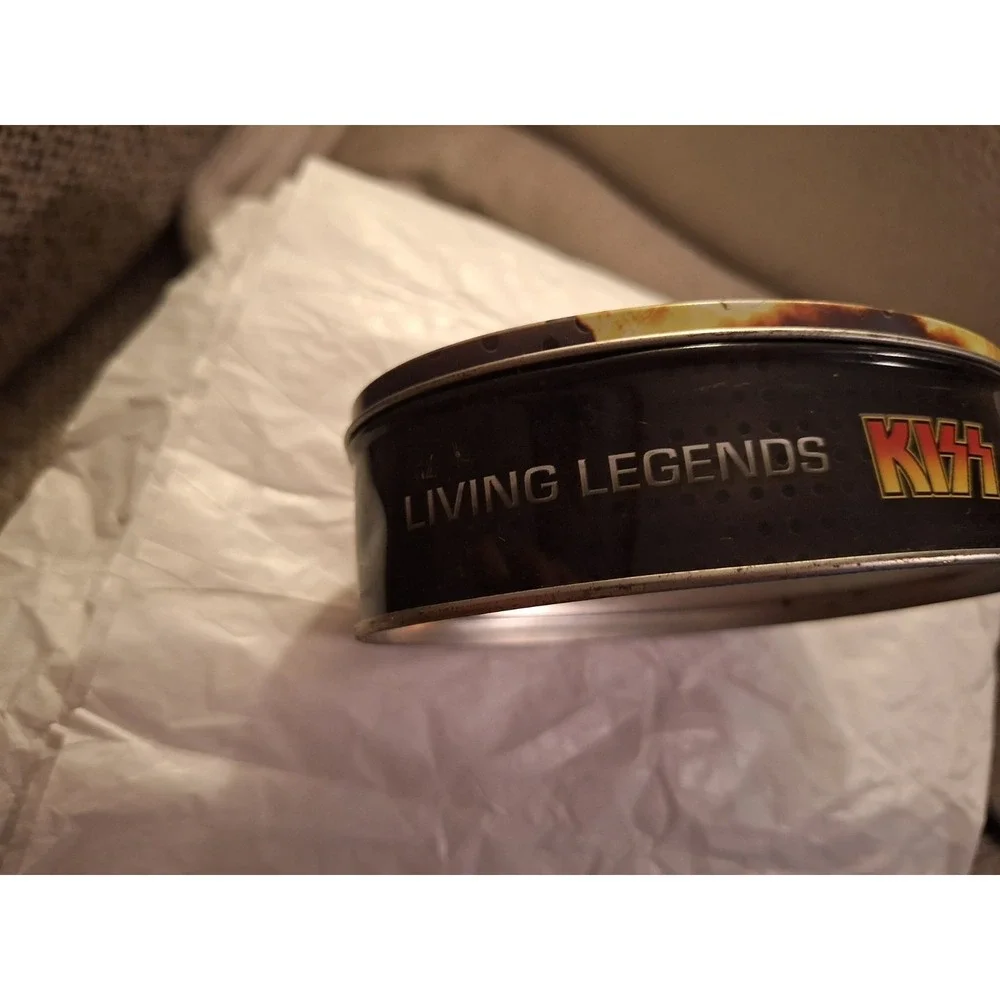 Kiss Living Legends Folding Knife‎ w/ Tin by United Cutlery 2008